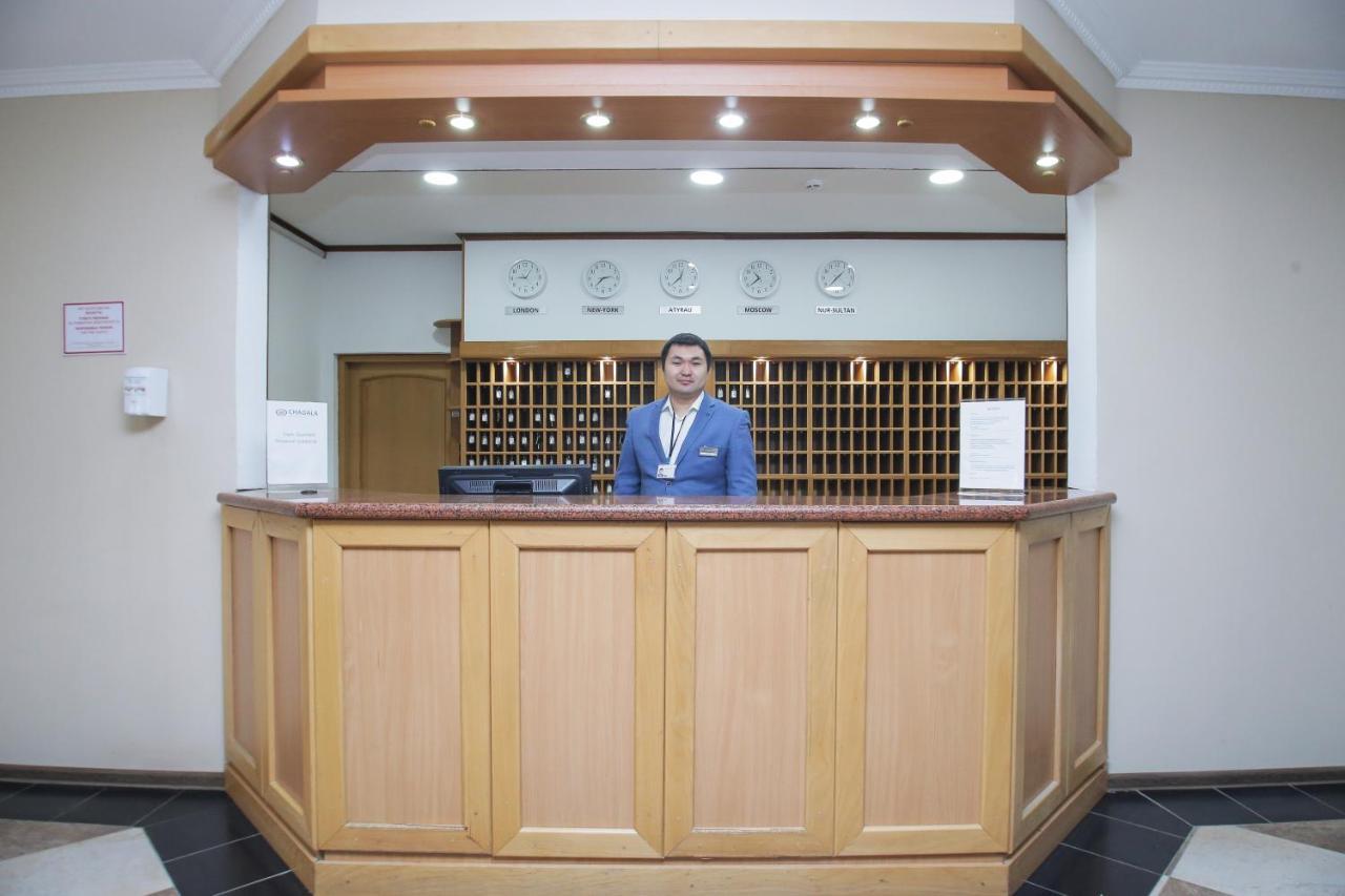 Chagala Atyrau Hotel Екстериор снимка